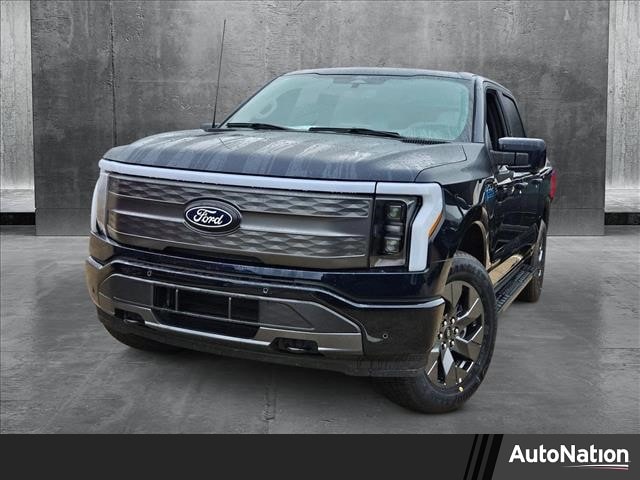 2025 Ford F-150 Lightning Lariat's photo