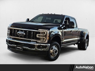 2025 Ford F-350 LARIAT Truck Crew Cab