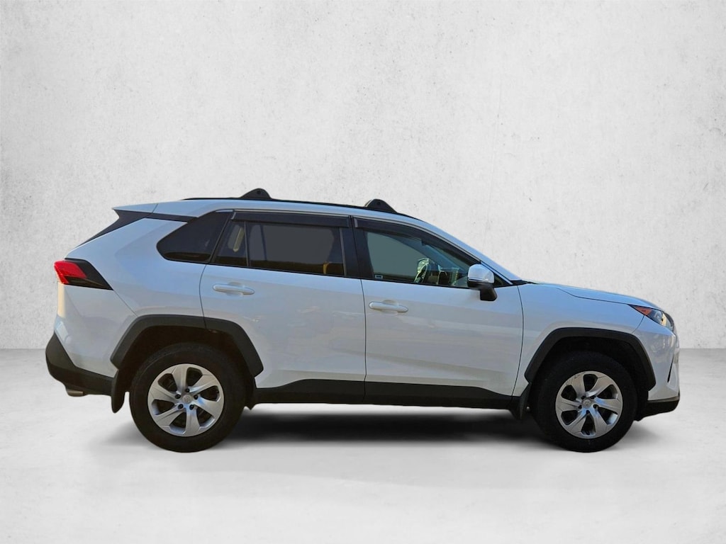 Used 2020 Toyota RAV4 LE SUV