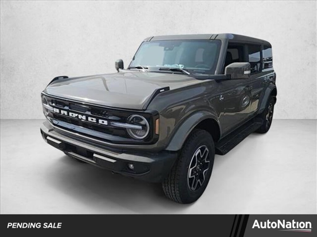 New 2025 Ford Bronco Outer Banks SUV