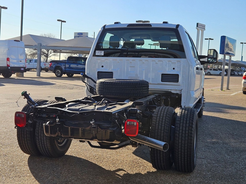 New 2026 Ford F-350 Chassis XL Truck Crew Cab
