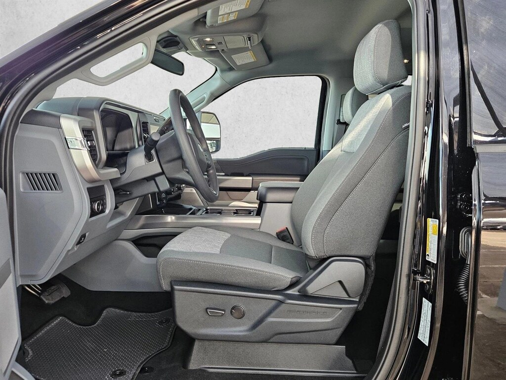 New 2026 Ford F-250 XLT Truck Crew Cab