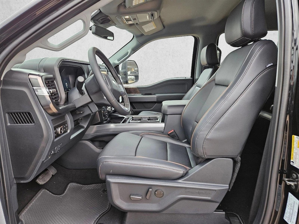 New 2026 Ford F-250 LARIAT Truck Crew Cab