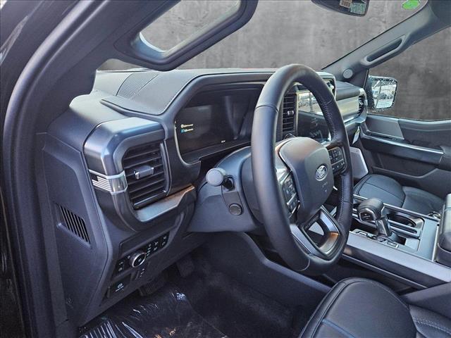 2025 Ford F-150 Platinum photo 3