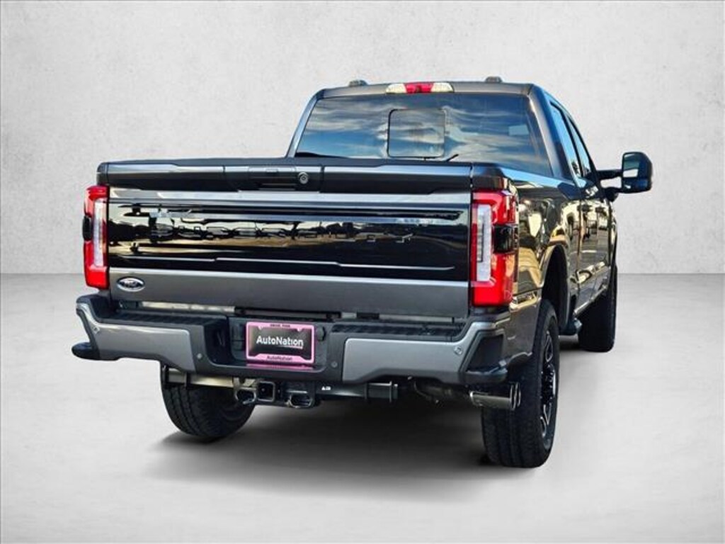 New 2026 Ford F-250 Platinum Truck Crew Cab