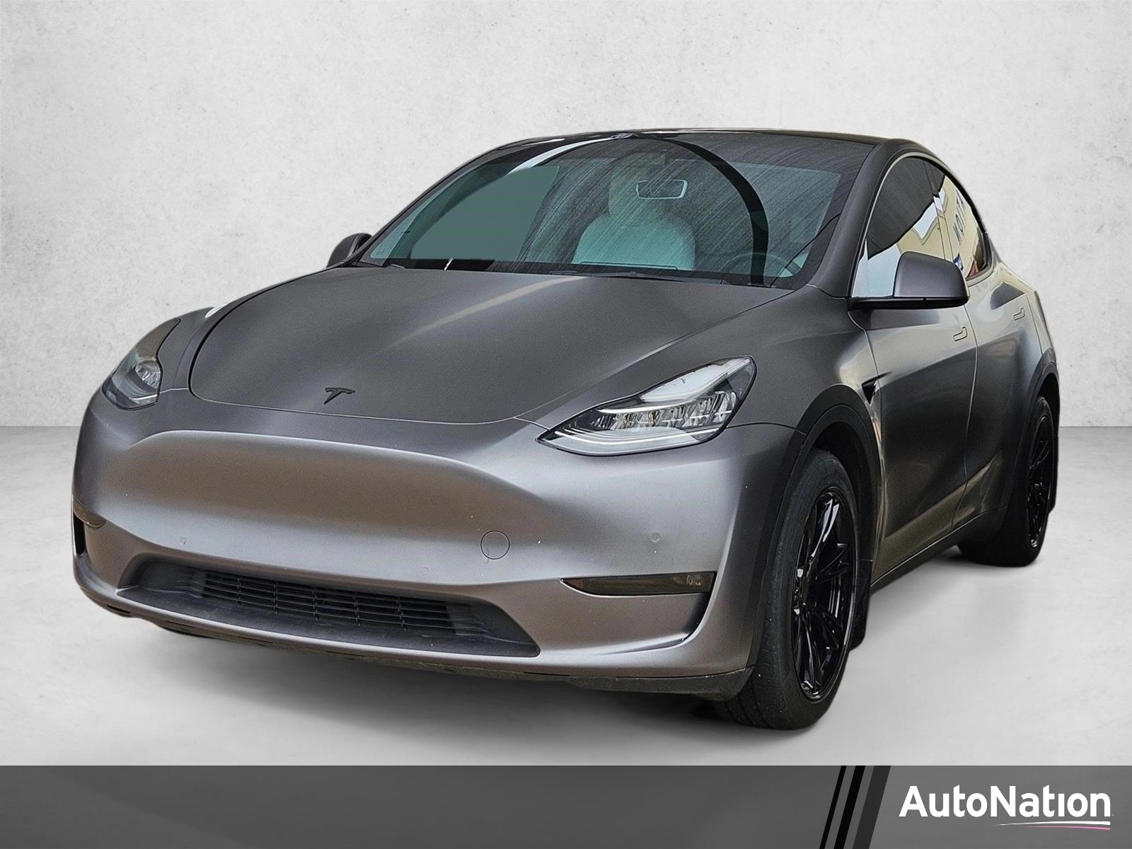 2022 Tesla Model Y Long Range Dual Motor All-Wheel Drive's photo