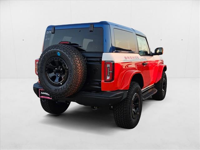 2025 Ford Bronco First Edition photo 2