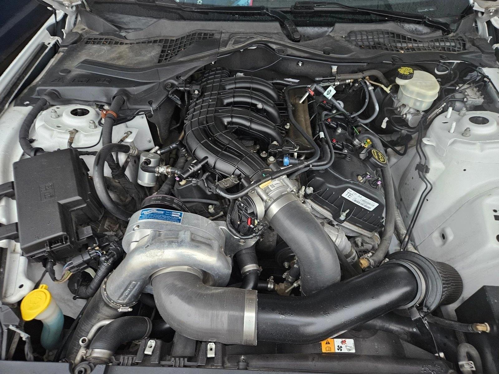 2015 Ford Mustang V6 - Photo 30