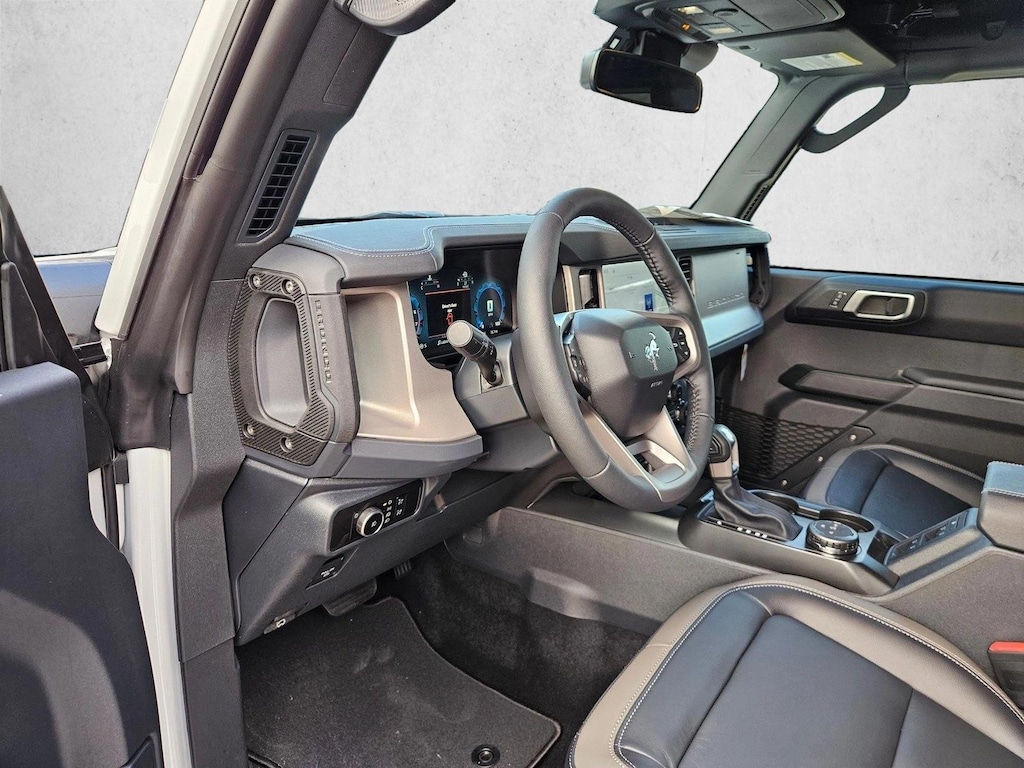 New 2026 Ford Bronco Outer Banks SUV