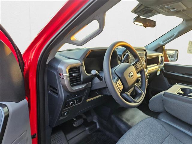 2025 Ford F-150 XL photo 3