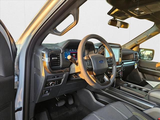 2025 Ford F-150 STX photo 3