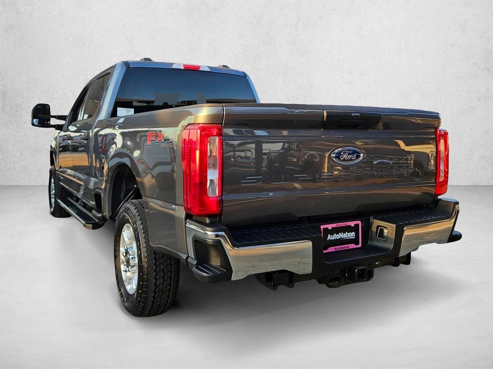 2026 Ford F-250 Super Duty XLT - Photo 9