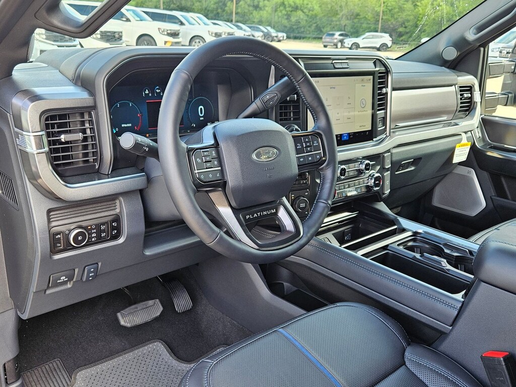 New 2026 Ford F-350 Platinum Truck Crew Cab