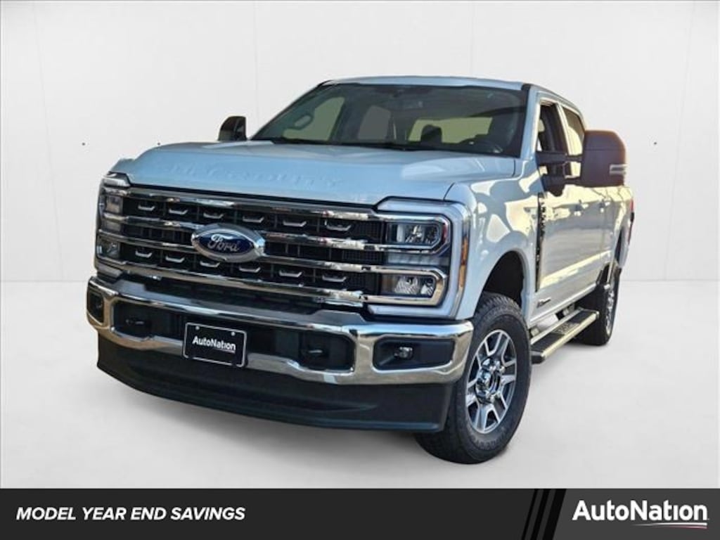 New 2025 Ford F-250 LARIAT Truck Crew Cab