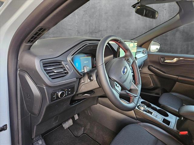 2025 Ford Escape ST-Line photo 3