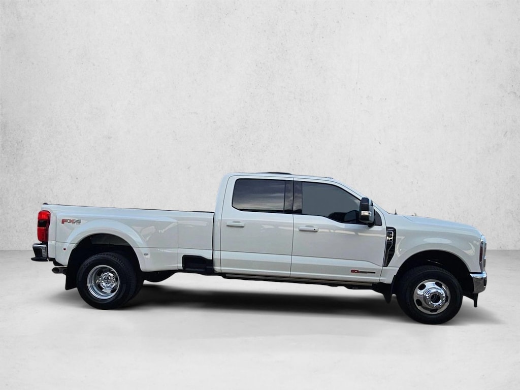 Certified 2024 Ford F-350 LARIAT Truck Crew Cab