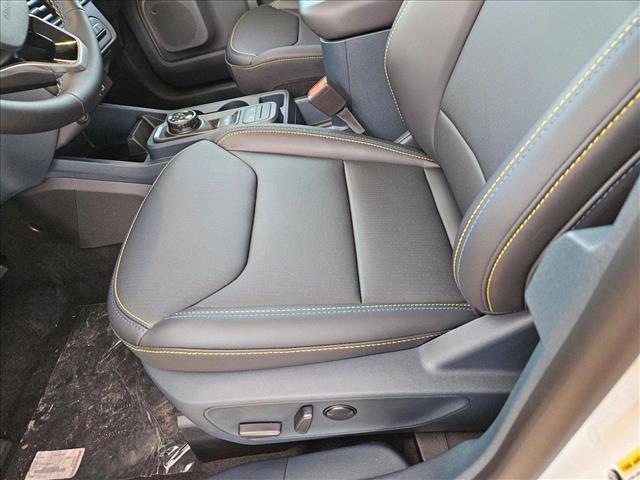 2025 Ford Maverick photo 4