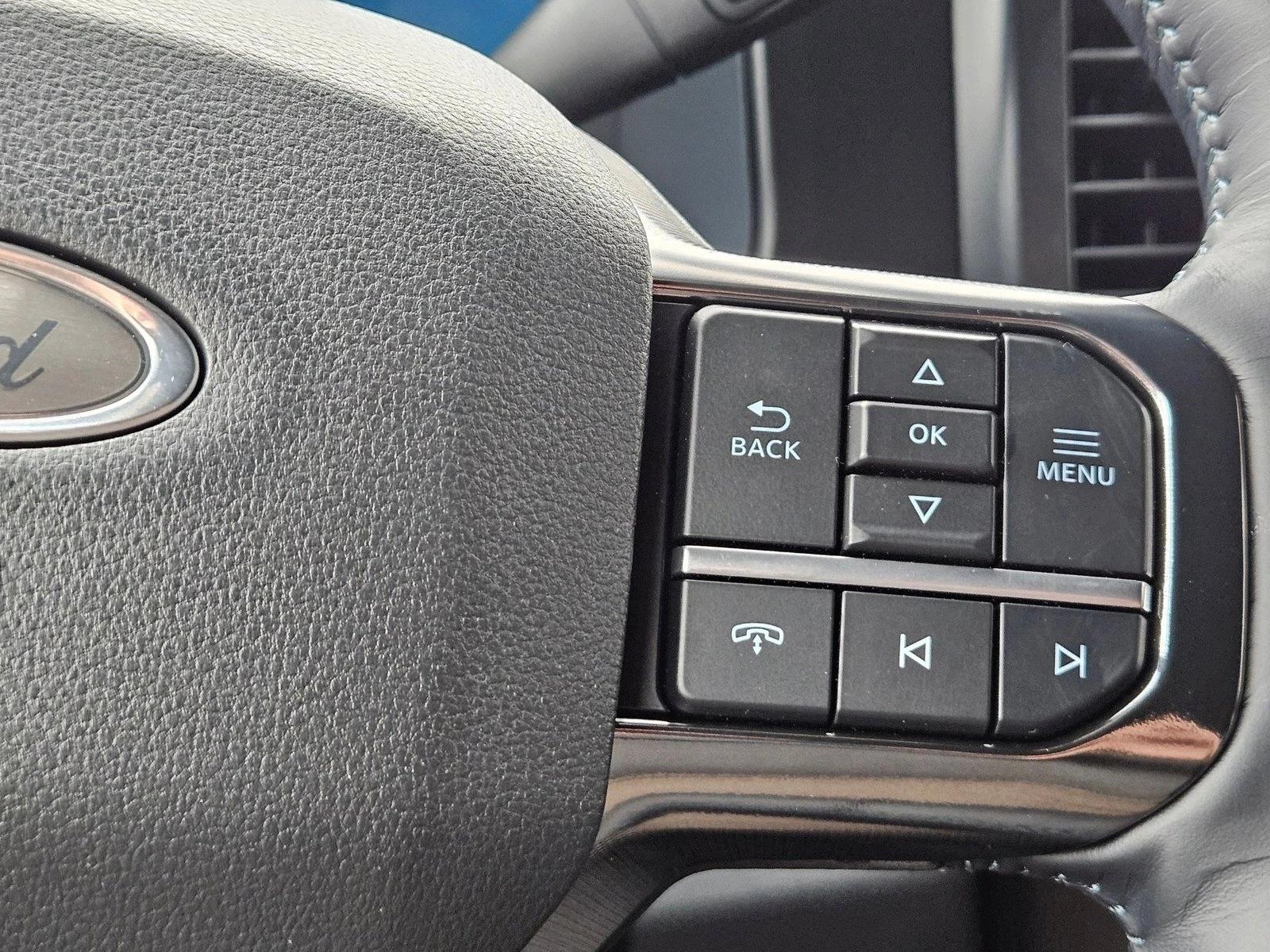2026 Ford F-350 Super Duty Platinum - Photo 13
