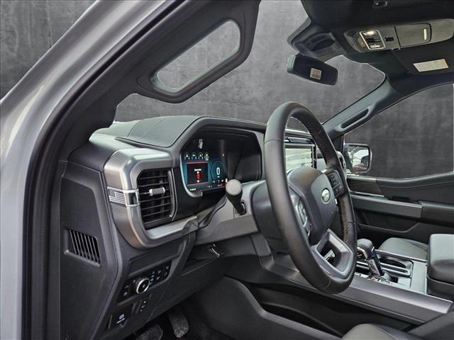2025 Ford F-150 Lariat photo 3