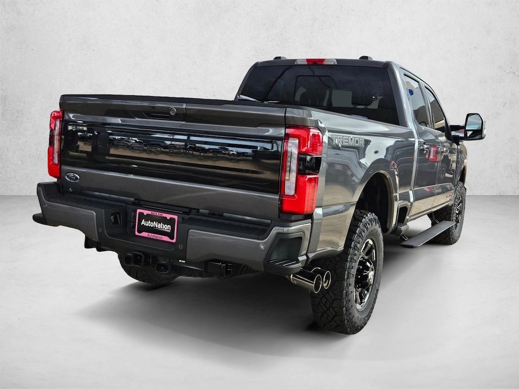 New 2026 Ford F-250 Platinum Truck Crew Cab