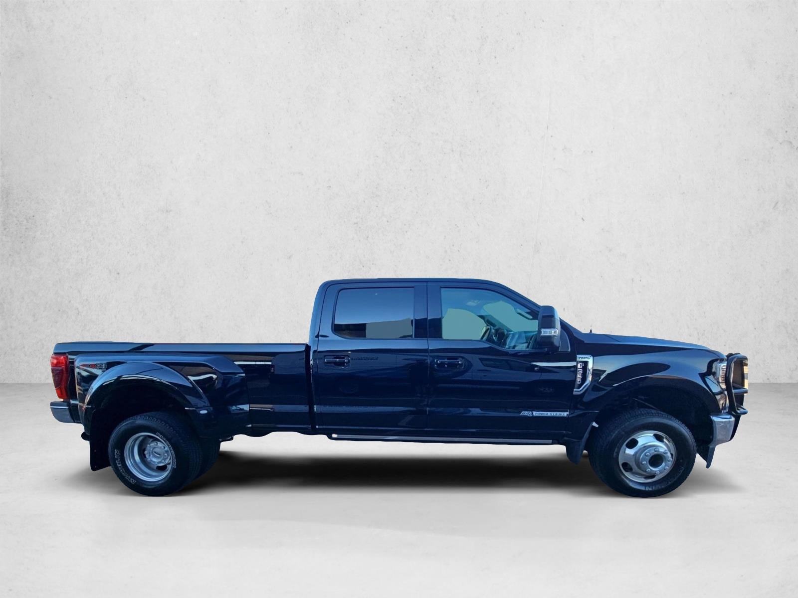 Used 2021 Ford F-350 LARIAT Truck Crew Cab