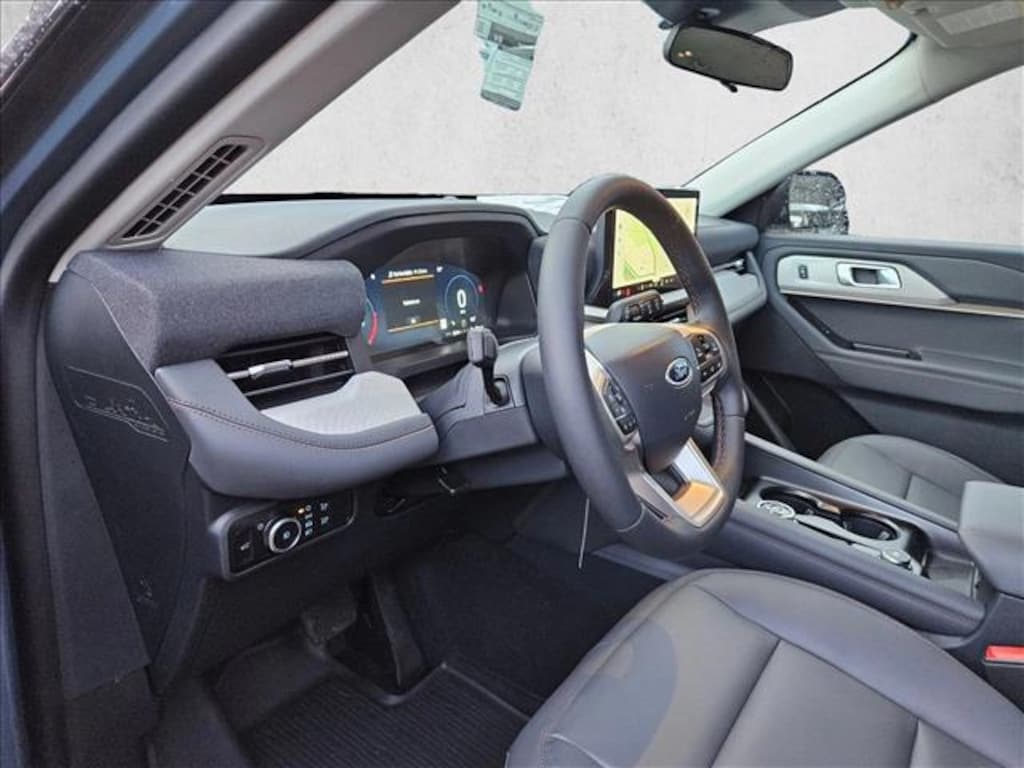 New 2026 Ford Explorer Active w/200A Pkg SUV