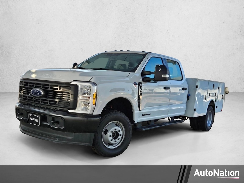 New 2026 Ford F-350 Chassis XL Truck Crew Cab