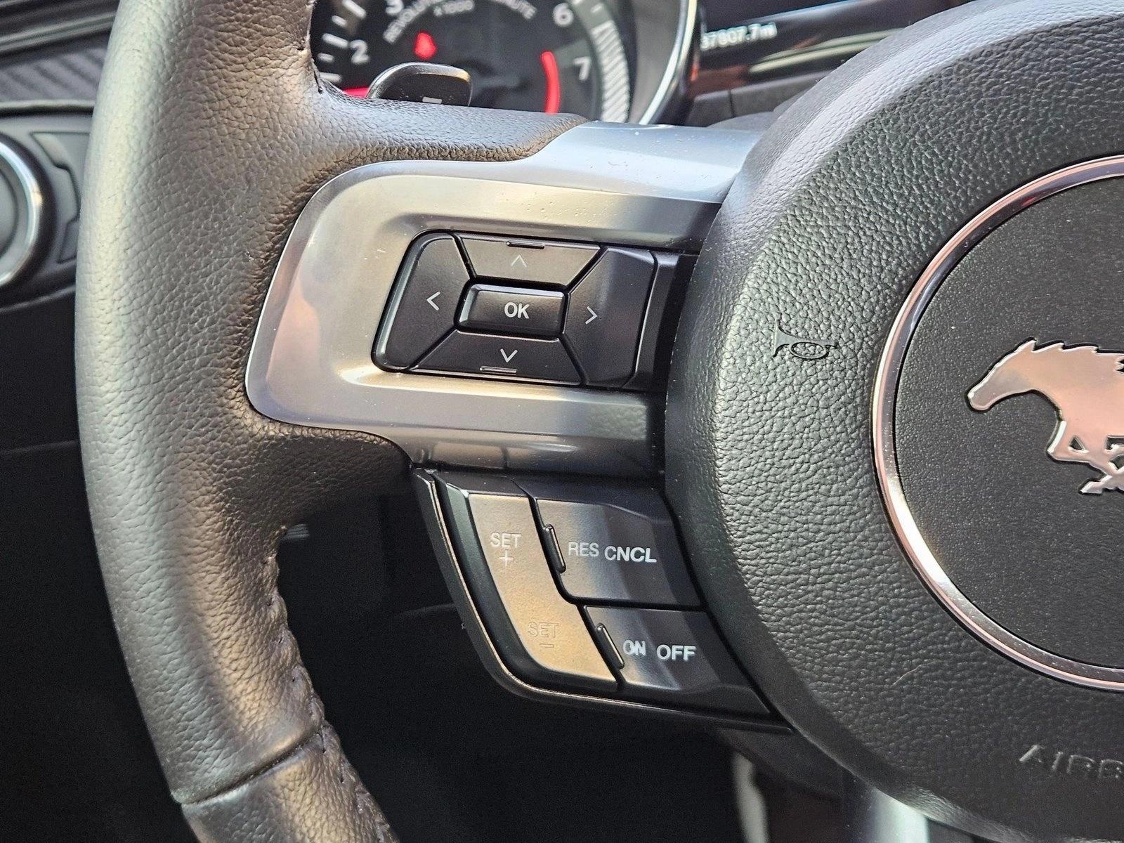 2015 Ford Mustang V6 - Photo 23