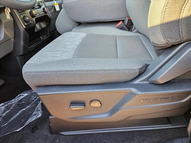 2026 Ford F-250 XLT photo 4