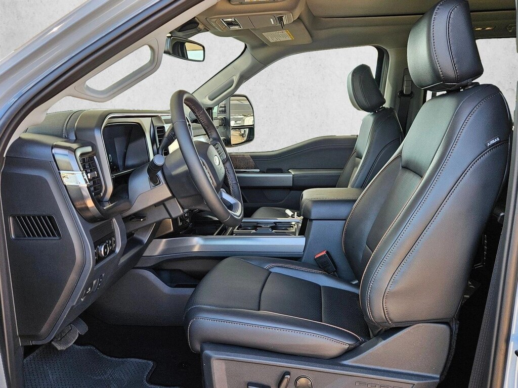 New 2026 Ford F-250 LARIAT Truck Crew Cab