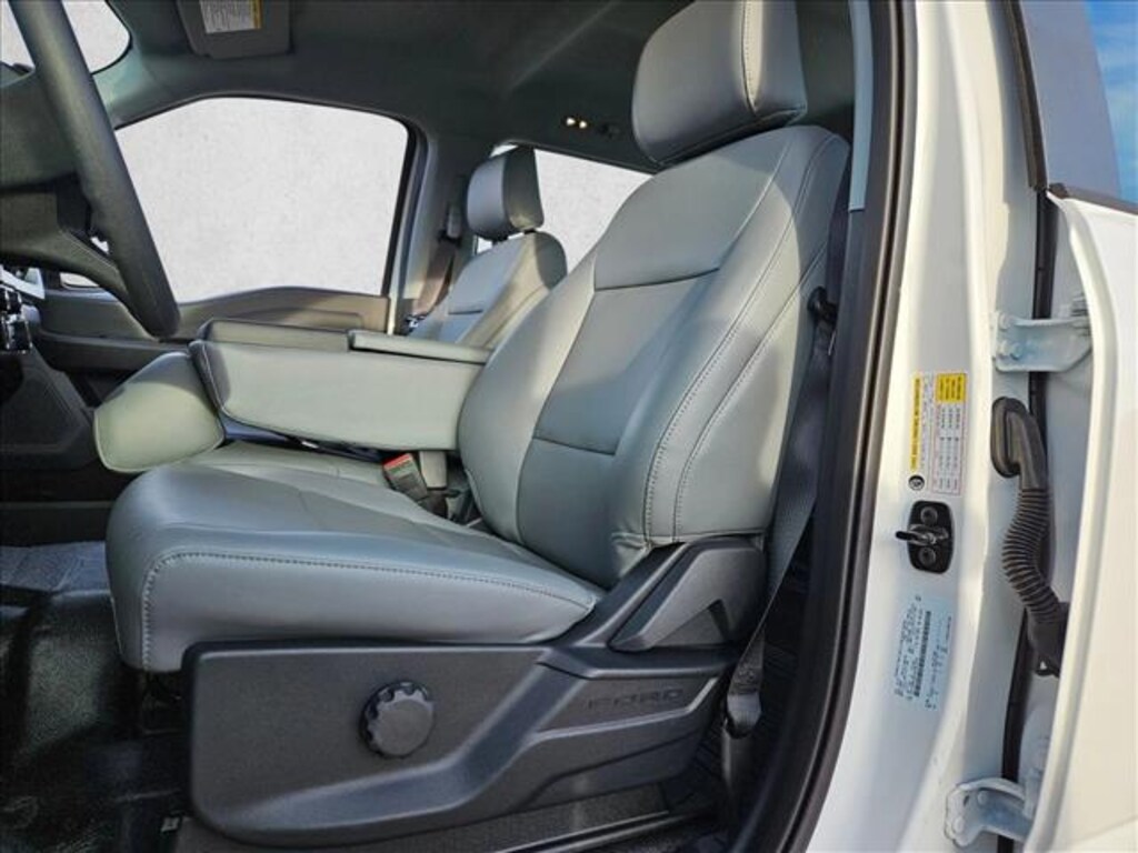 New 2026 Ford F-250 XL Truck Crew Cab