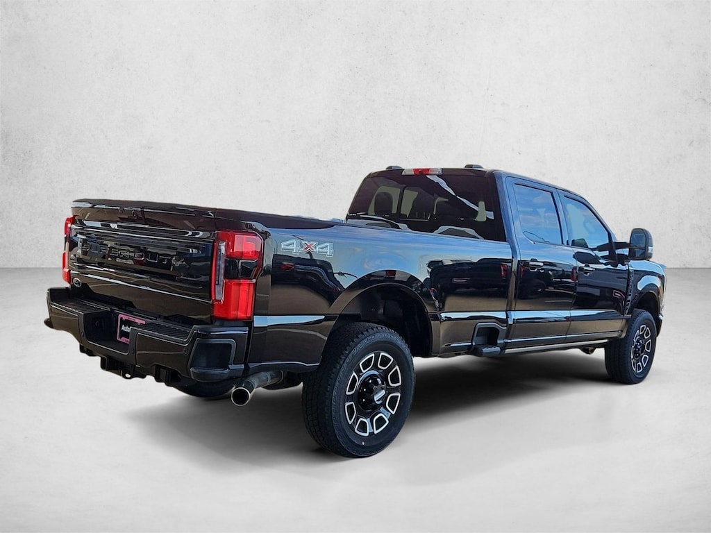 New 2026 Ford F-350 Platinum Truck Crew Cab