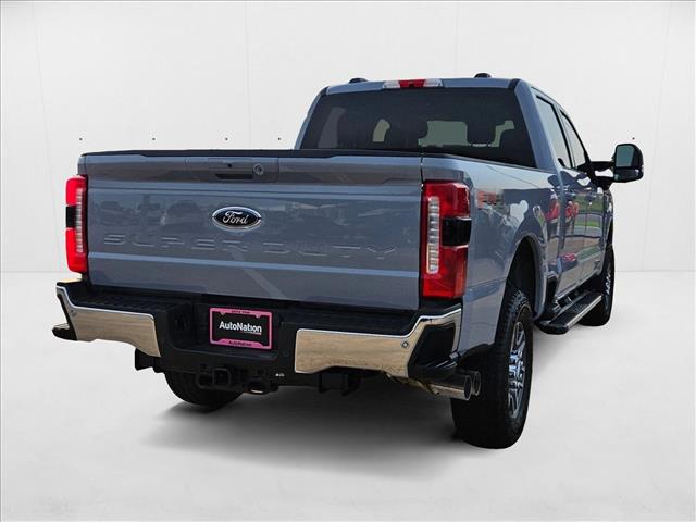 2026 Ford F-250 Lariat photo 2