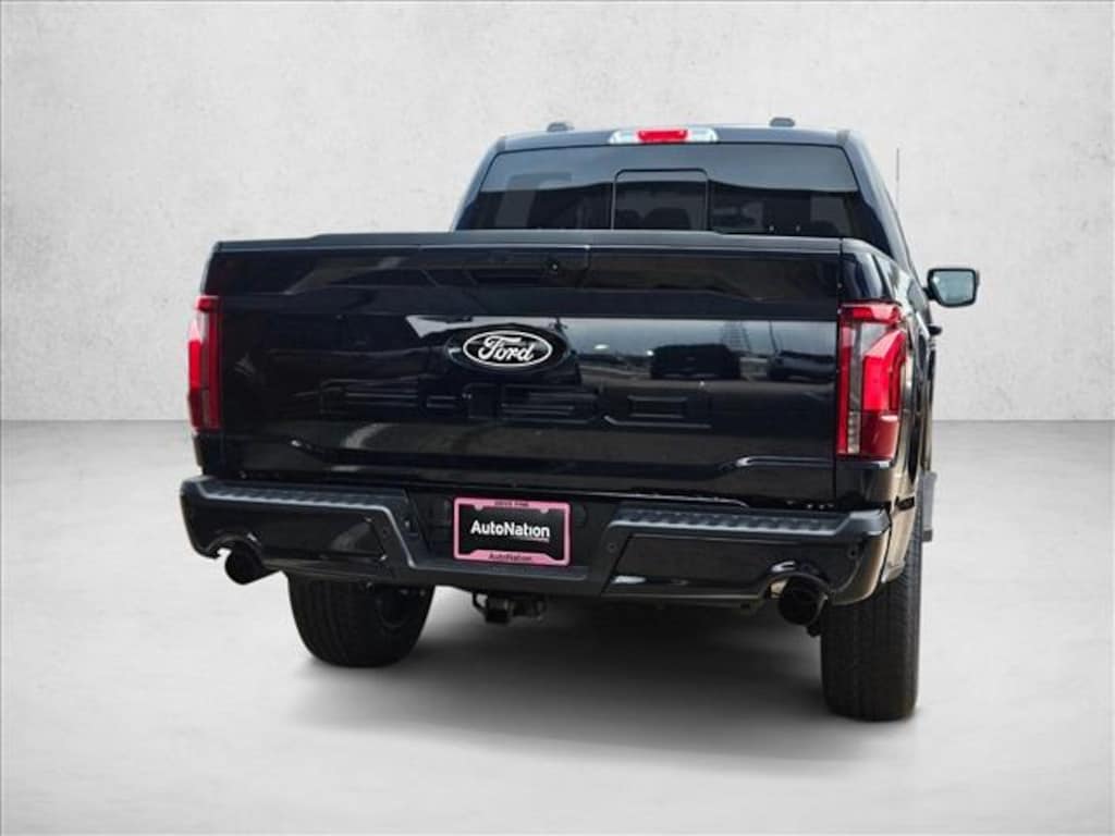 New 2025 Ford F-150 LARIAT Truck SuperCrew Cab