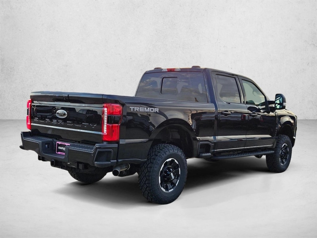 New 2026 Ford F-250 XLT Truck Crew Cab