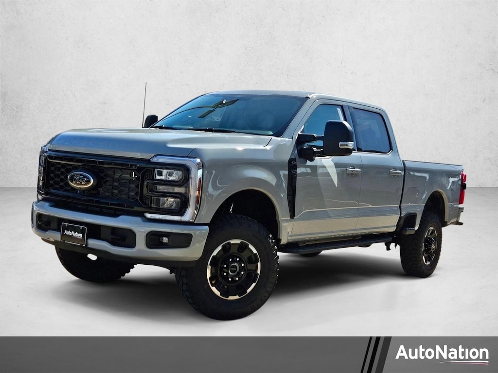 New 2026 Ford F-250 XLT Truck Crew Cab