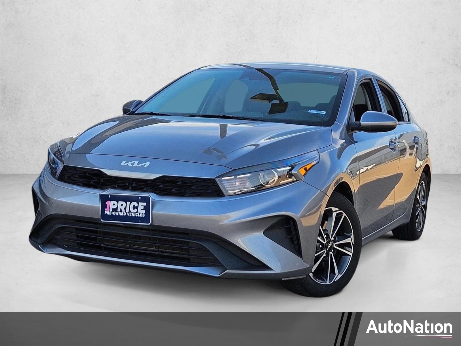 2024 Kia Forte LXS AT's photo