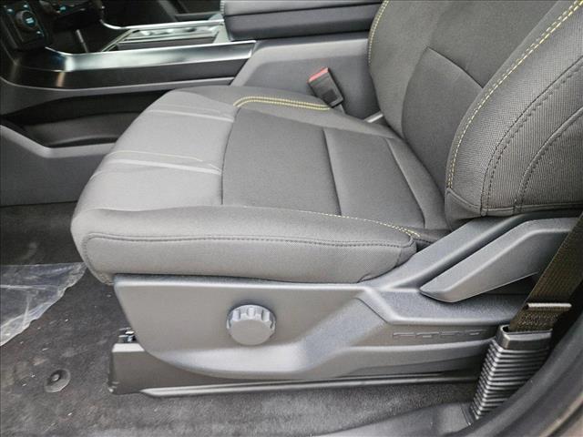 2025 Ford F-150 STX photo 4