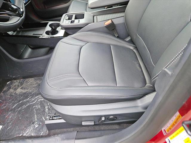 2025 Ford Mustang Mach-E Premium photo 4