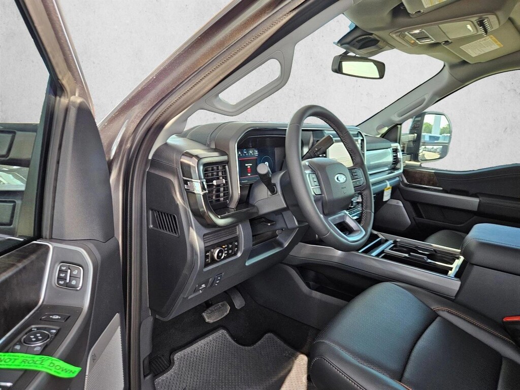 New 2026 Ford F-250 LARIAT Truck Crew Cab