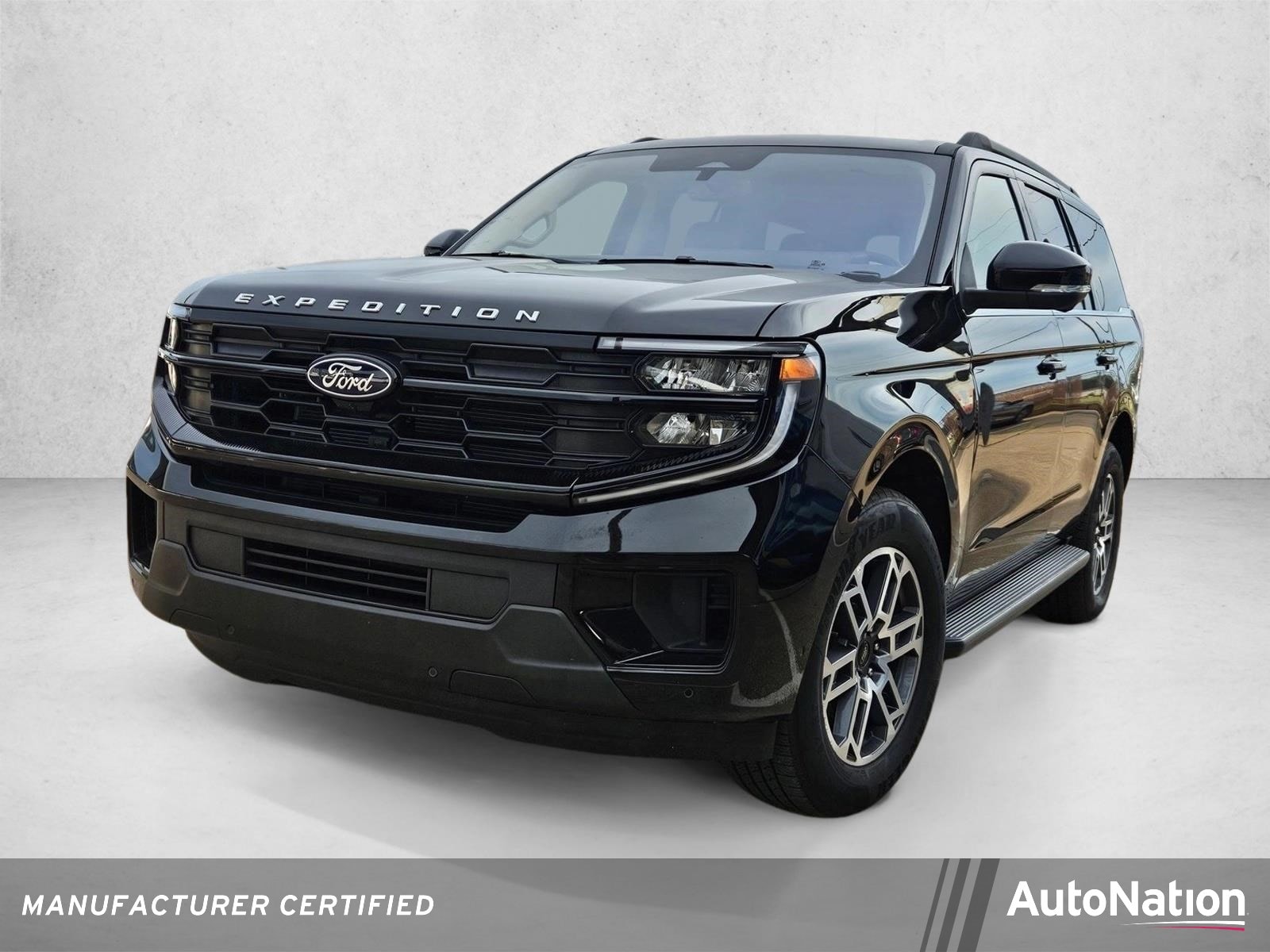 2025 Ford Expedition Active's photo