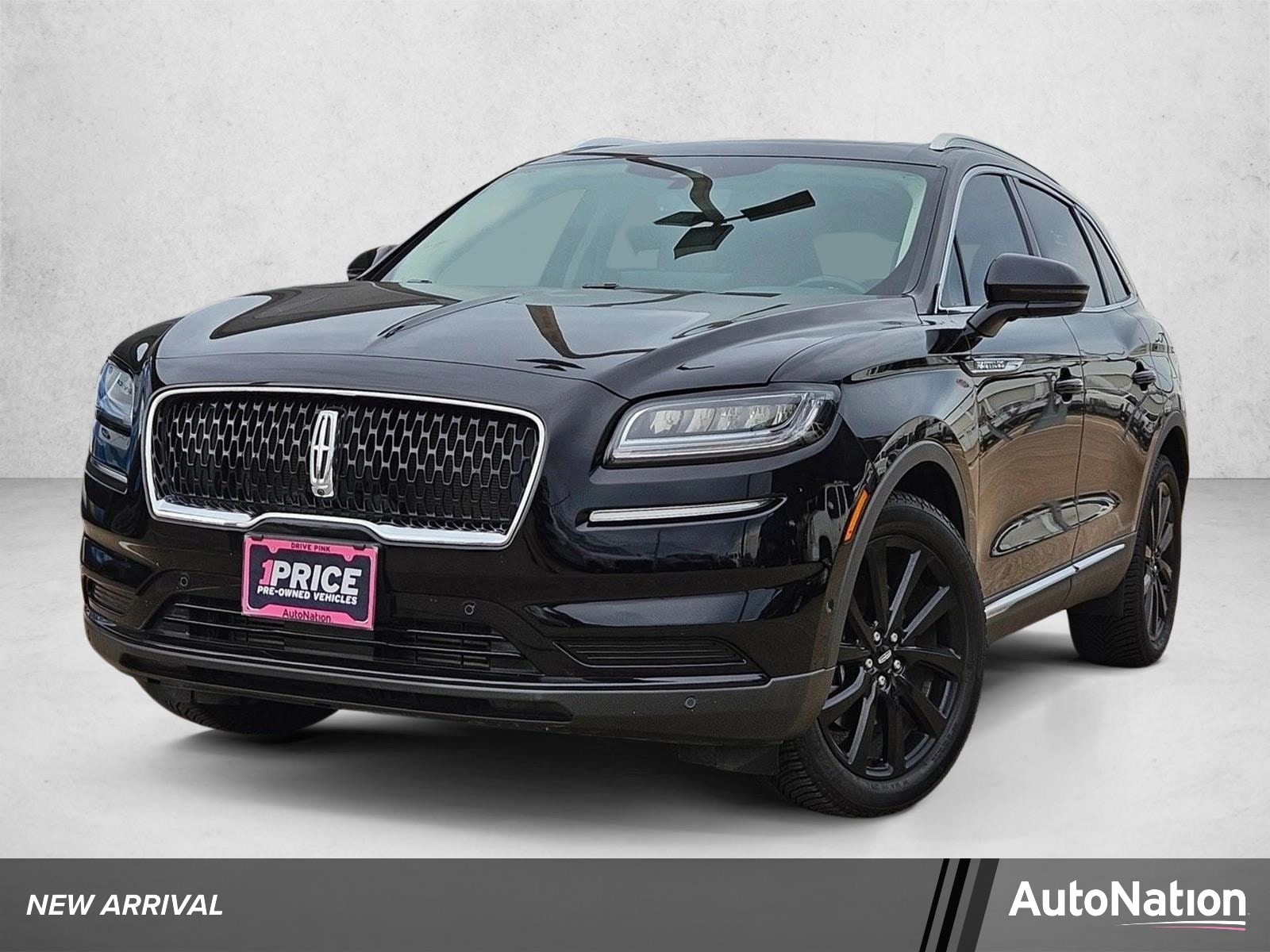 2022 Lincoln Nautilus Reserve FWD's photo