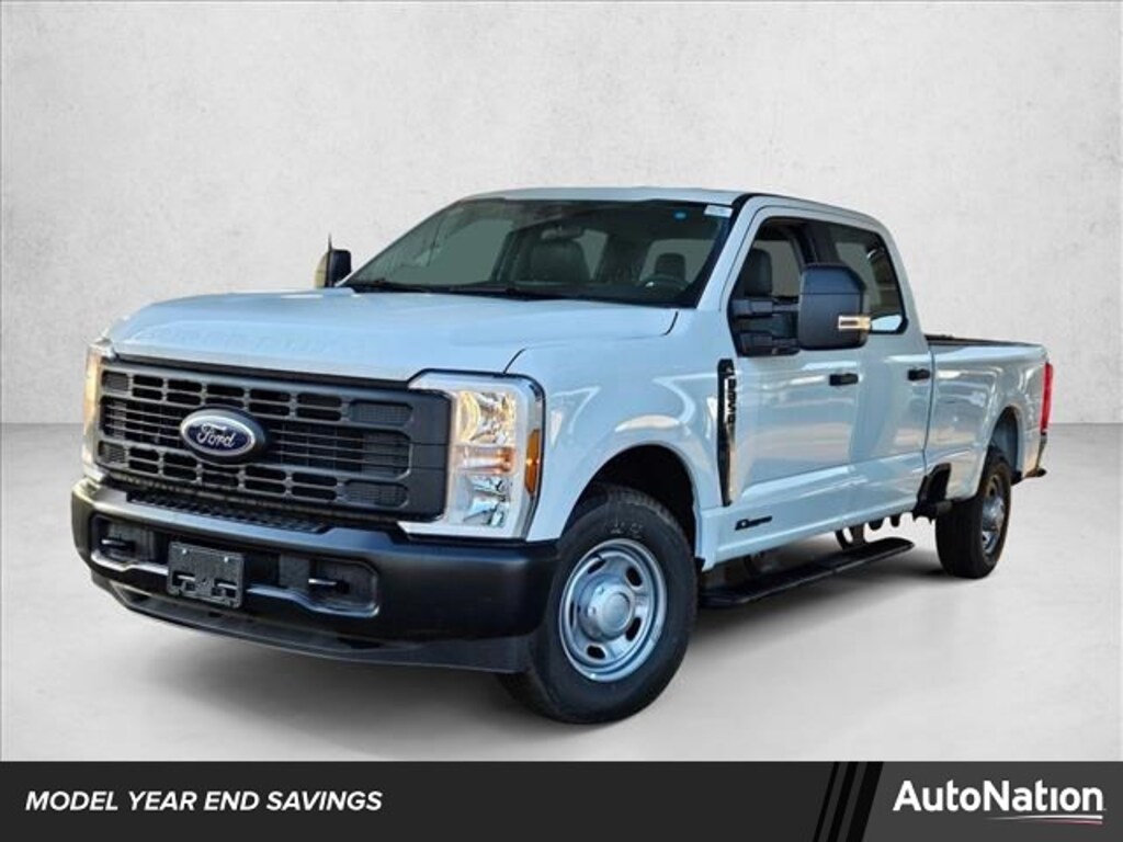 New 2025 Ford F-350 XL Truck Crew Cab