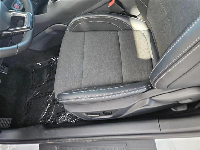 2025 Ford Mustang EcoBoost photo 4