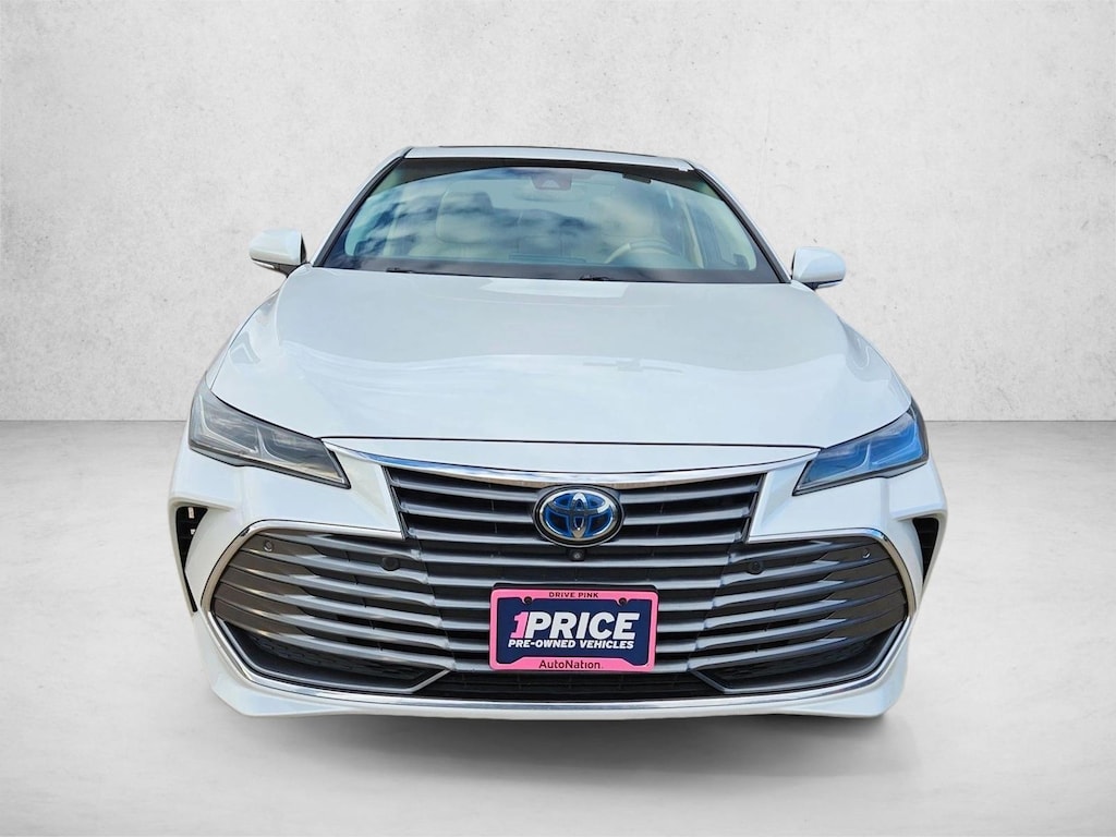 Used 2019 Toyota Avalon Hybrid Hybrid Limited Sedan