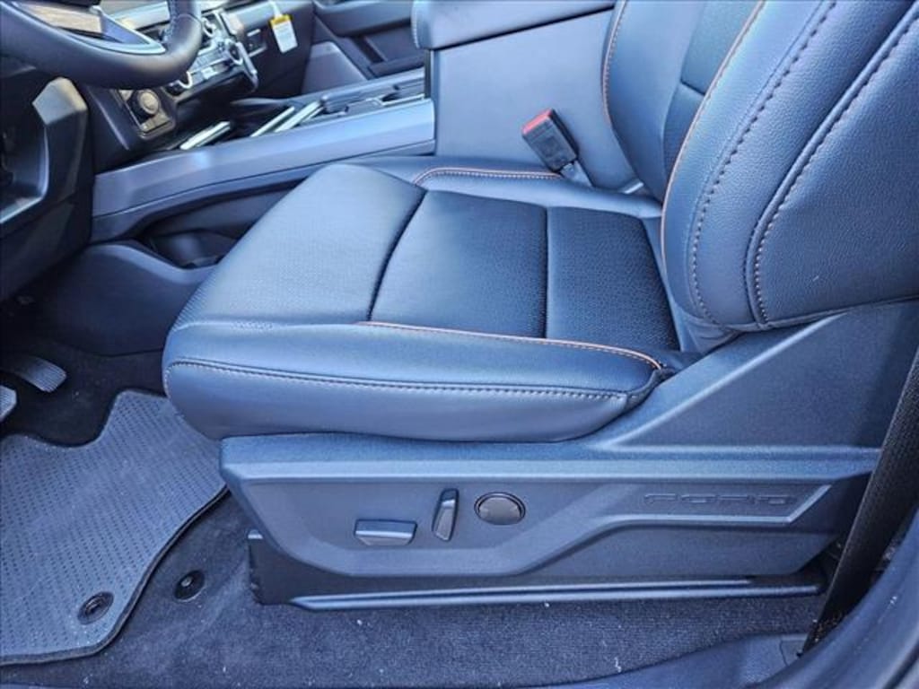 New 2026 Ford F-250 LARIAT Truck Crew Cab