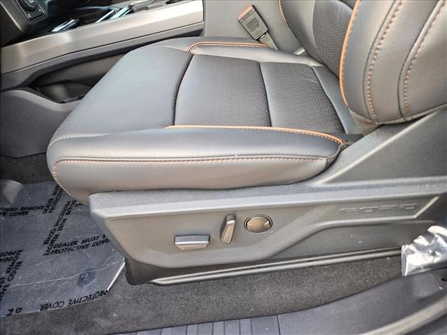 2026 Ford F-250 Lariat photo 4