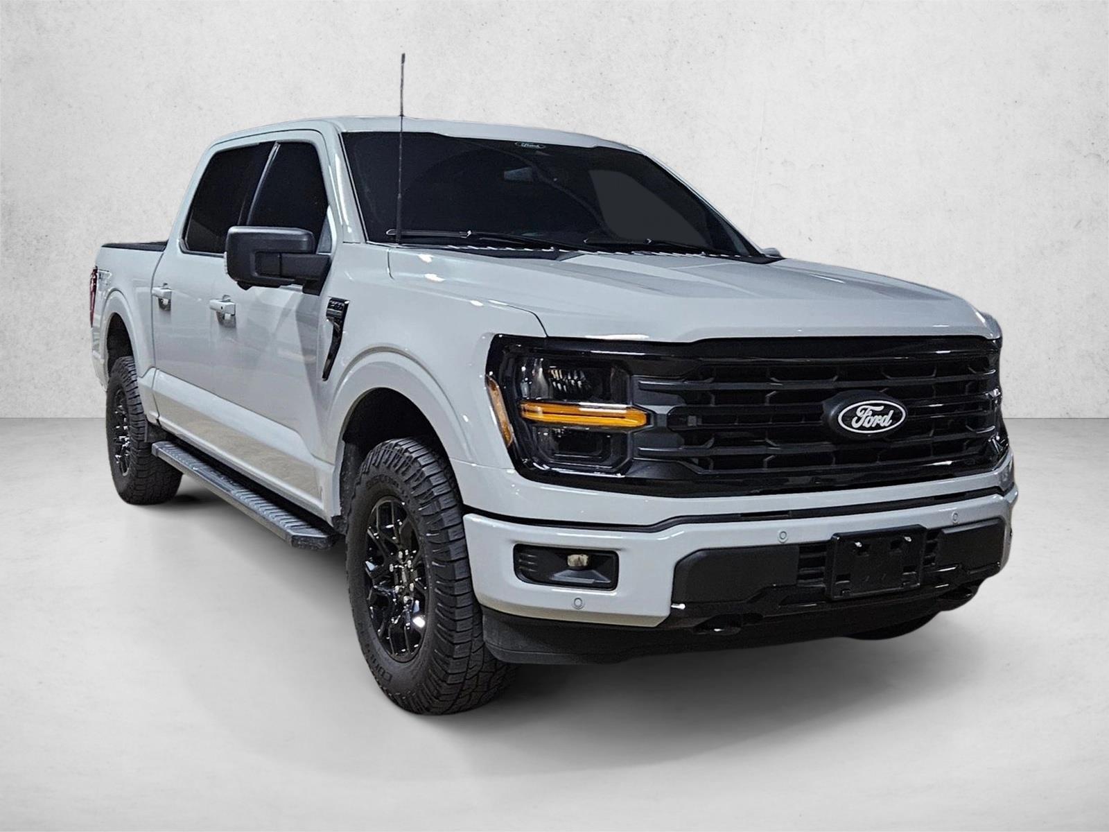2024 Ford F-150 XLT photo 3