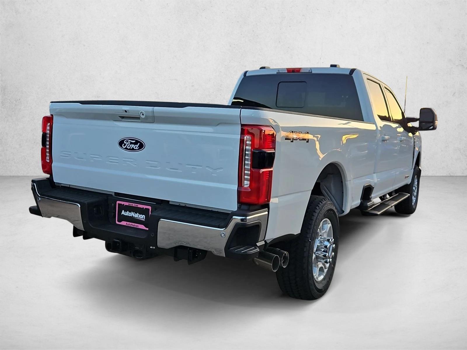 New 2027 Ford F-350 XLT Truck Crew Cab