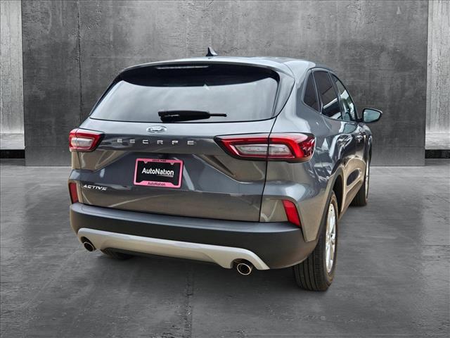2025 Ford Escape Active photo 2